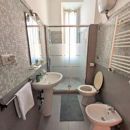 Vintage Piramide Apartman