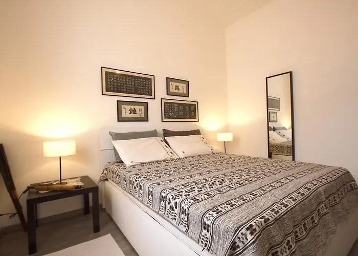 Vintage Piramide דירה *